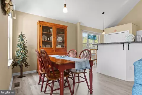 Dining - 37281 Fox Dr #58, Ocean View, DE 19970 photo 1 of 1