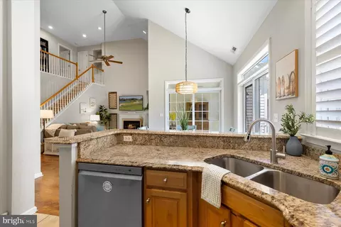 Kitchen - 89 Willow Oak Ave, Ocean View, DE 19970 photo 4 of 4