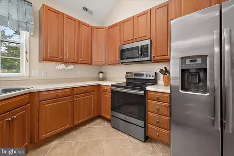 Kitchen - 174 October Glory Ave, Ocean View, DE 19970 photo 2 of 5