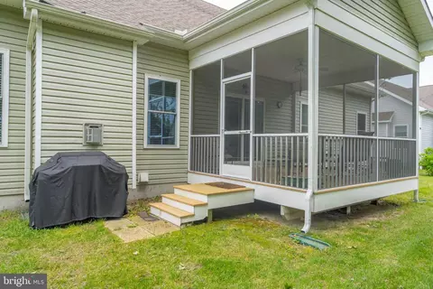 Exterior - 10 Golden Eagle Dr, Ocean View, DE 19970 photo 10 of 11