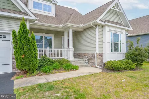 Exterior - 10 Golden Eagle Dr, Ocean View, DE 19970 photo 3 of 11