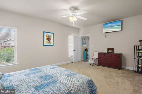 Bedroom - 10 Golden Eagle Dr, Ocean View, DE 19970 photo 3 of 7