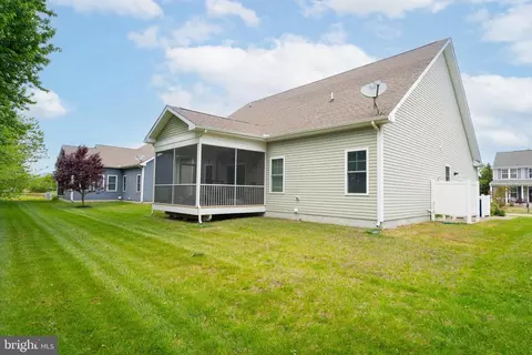 Exterior - 10 Golden Eagle Dr, Ocean View, DE 19970 photo 7 of 11