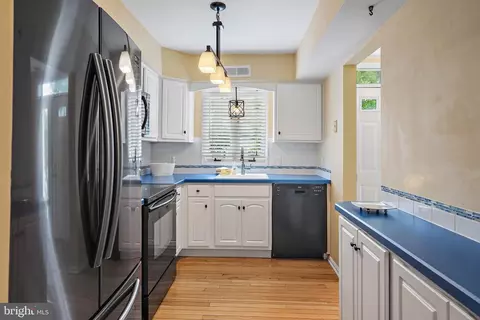 Kitchen - 65 Henlopen Gdns, Lewes, DE 19958 photo 3 of 5