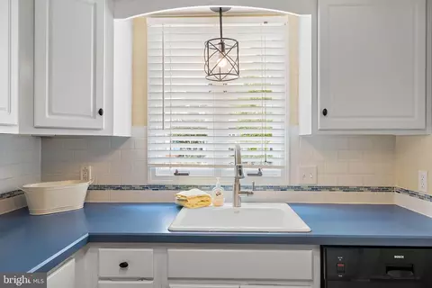 Kitchen - 65 Henlopen Gdns, Lewes, DE 19958 photo 5 of 5
