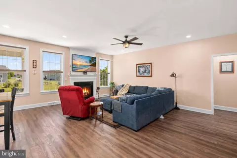 Living - 24574 Beaver Way, Georgetown, DE 19947 photo 1 of 1