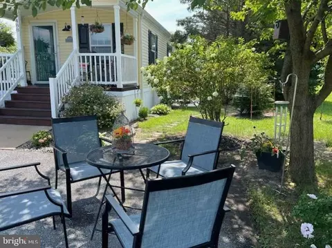 488 Long Branch Rd, Seaford, DE 19973