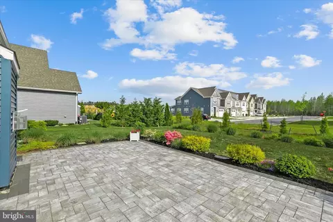 Exterior - 17 Luzerne Dr, Ocean View, DE 19970 photo 4 of 7