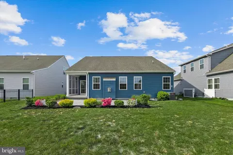 Exterior - 17 Luzerne Dr, Ocean View, DE 19970 photo 6 of 7