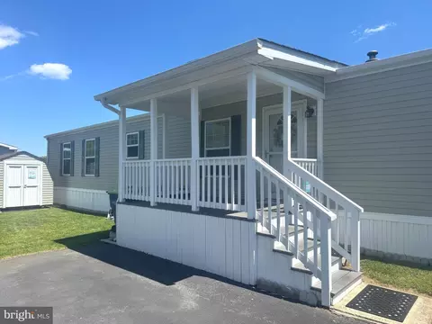 10 Lantern Ln, Rehoboth Beach, DE 19971 photo 2