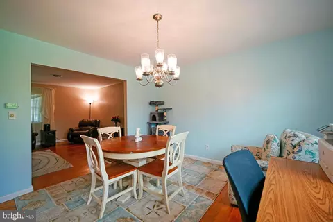 Dining - 405 Marvel Rd, Milford, DE 19963 photo 2 of 3