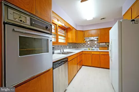 Kitchen - 405 Marvel Rd, Milford, DE 19963 photo 2 of 3