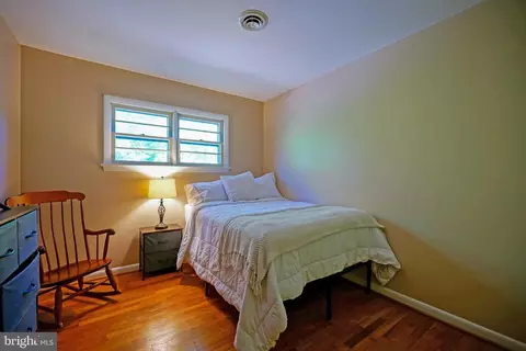 Bedroom - 405 Marvel Rd, Milford, DE 19963 photo 6 of 8
