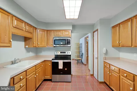 Kitchen - 485 Bethany Loop, Bethany Beach, DE 19930 photo 2 of 4
