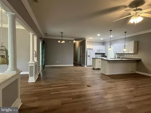 Living - 2 Huckleberry Dr #59, Georgetown, DE 19947 photo 1 of 6