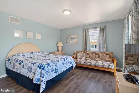 Bedroom - 118 S Orlando Ave, Ocean View, DE 19970 photo 2 of 16
