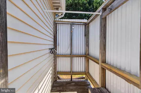 Exterior - 118 S Orlando Ave, Ocean View, DE 19970 photo 8 of 12