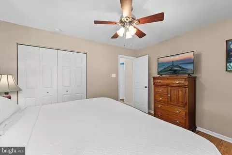 Bedroom - 19 Apache Ave, Millsboro, DE 19966 photo 5 of 8
