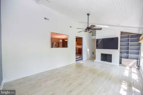 Living - 39 N Primrose Ln, Ocean View, DE 19970 photo 1 of 6