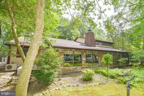 39 N Primrose Ln, Ocean View, DE 19970
