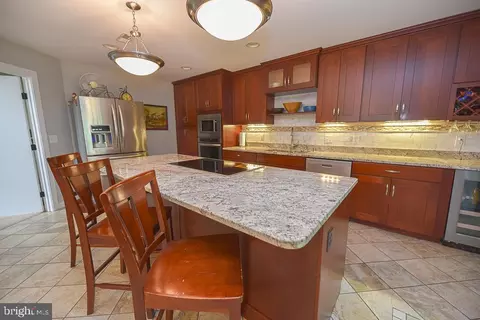 Kitchen - 39 N Primrose Ln, Ocean View, DE 19970 photo 5 of 5