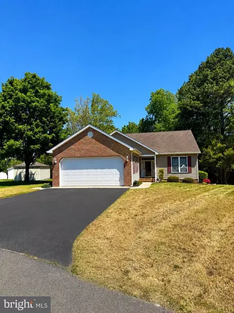 138 Meadow Dr, Seaford, DE 19973