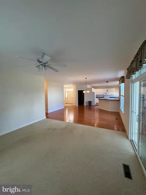 Living - 138 Meadow Dr, Seaford, DE 19973 photo 1 of 3