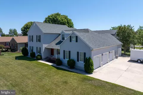 55 Bay Breeze Dr, Lewes, DE 19958