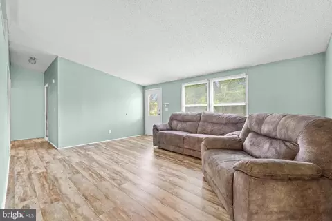 35383 Dannys Dr, Laurel, DE 19956 photo 15