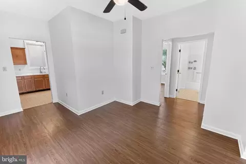 Entry Way - 102 Delaware Ave, Delmar, DE 19940 photo 2 of 11