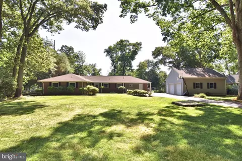 9834 N Shore Dr, Seaford, DE 19973