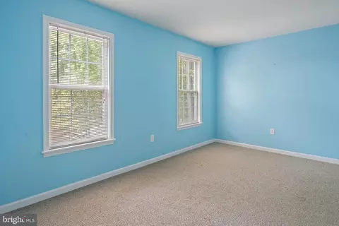 Bedroom - 606 Arthurstown Rd, Bethany Beach, DE 19930 photo 2 of 4