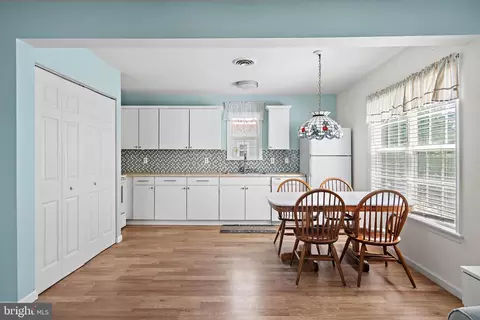 Kitchen - 606 Arthurstown Rd, Bethany Beach, DE 19930 photo 3 of 4