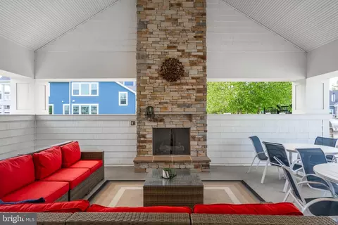 Exterior - 22014 Beech Tree Ln, Rehoboth Beach, DE 19971 photo 2 of 2