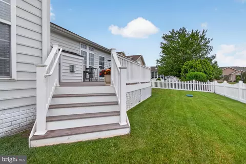 Exterior - 17804 Seashore Dr, Lewes, DE 19958 photo 6 of 9