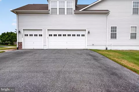 Exterior - 17804 Seashore Dr, Lewes, DE 19958 photo 2 of 9
