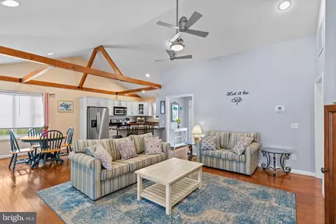 Living - 32732 Tussock Dr, Laurel, DE 19956 photo 1 of 3
