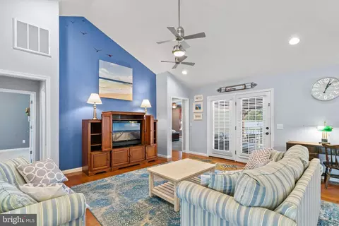 Living - 32732 Tussock Dr, Laurel, DE 19956 photo 3 of 3
