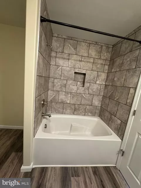Bath - 6461 Pleasant Dr, Laurel, DE 19956 photo 5 of 6