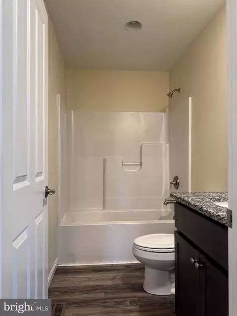 Bath - 6461 Pleasant Dr, Laurel, DE 19956 photo 1 of 6