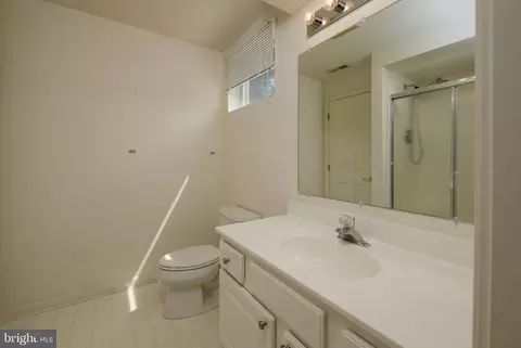 Bath - 16841 Devon Rd, Lewes, DE 19958 photo 3 of 3