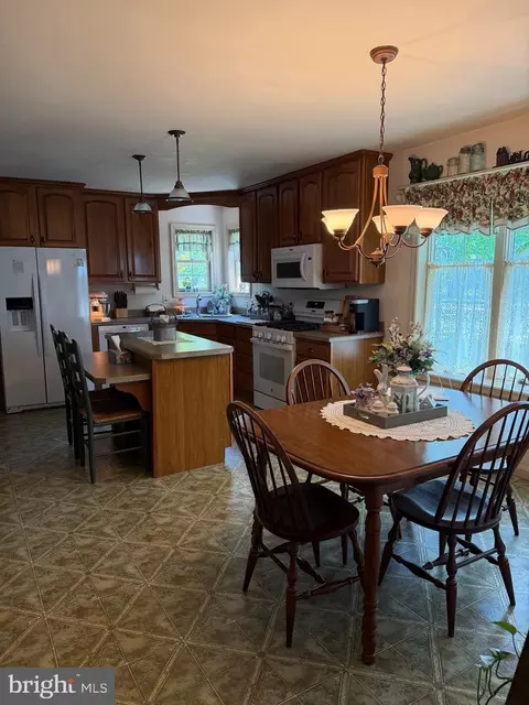Kitchen - 2 Murrays Ln, Georgetown, DE 19947 photo 1 of 3
