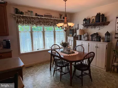 Dining - 2 Murrays Ln, Georgetown, DE 19947 photo 1 of 1