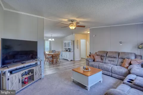 6195 Watson Rd, Laurel, DE 19956