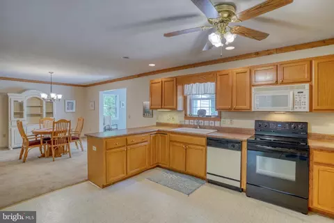 Kitchen - 22685 Huff Rd, Milton, DE 19968 photo 5 of 5
