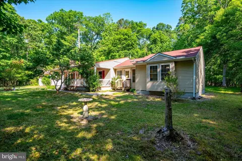 Exterior - 16455 Quail Run Dr, Laurel, DE 19956 photo 3 of 15