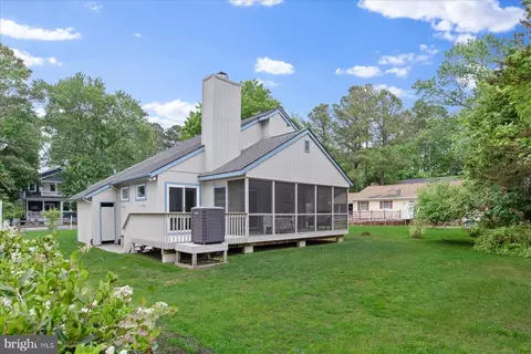 Exterior - 432 Collins St, Bethany Beach, DE 19930 photo 6 of 7