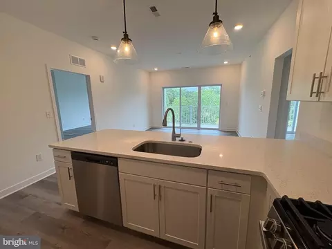 33530 Old Salt Ln #303, Lewes, DE 19958
