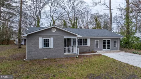 24208 Beaver Dam Dr, Seaford, DE 19973