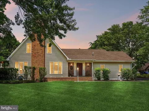 126 Naomi Dr, Ocean View, DE 19970